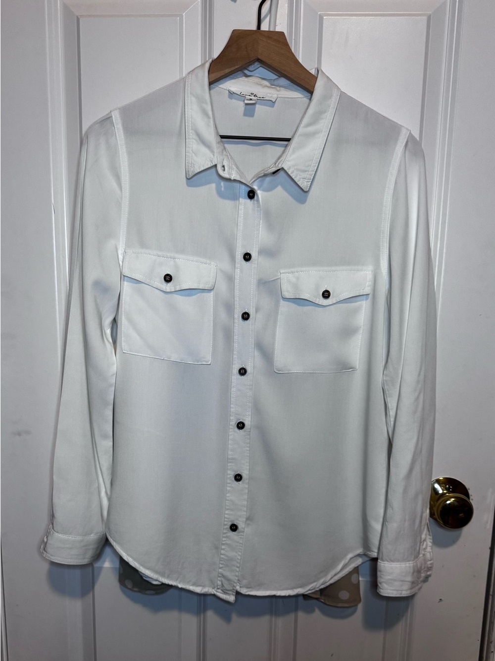 Love Tree White Long Sleeve Button-Front Shirt with Chest Pockets,capsual, soft